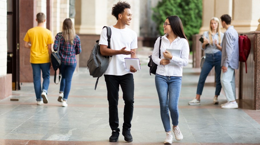 Image of two students chatting during a university visit